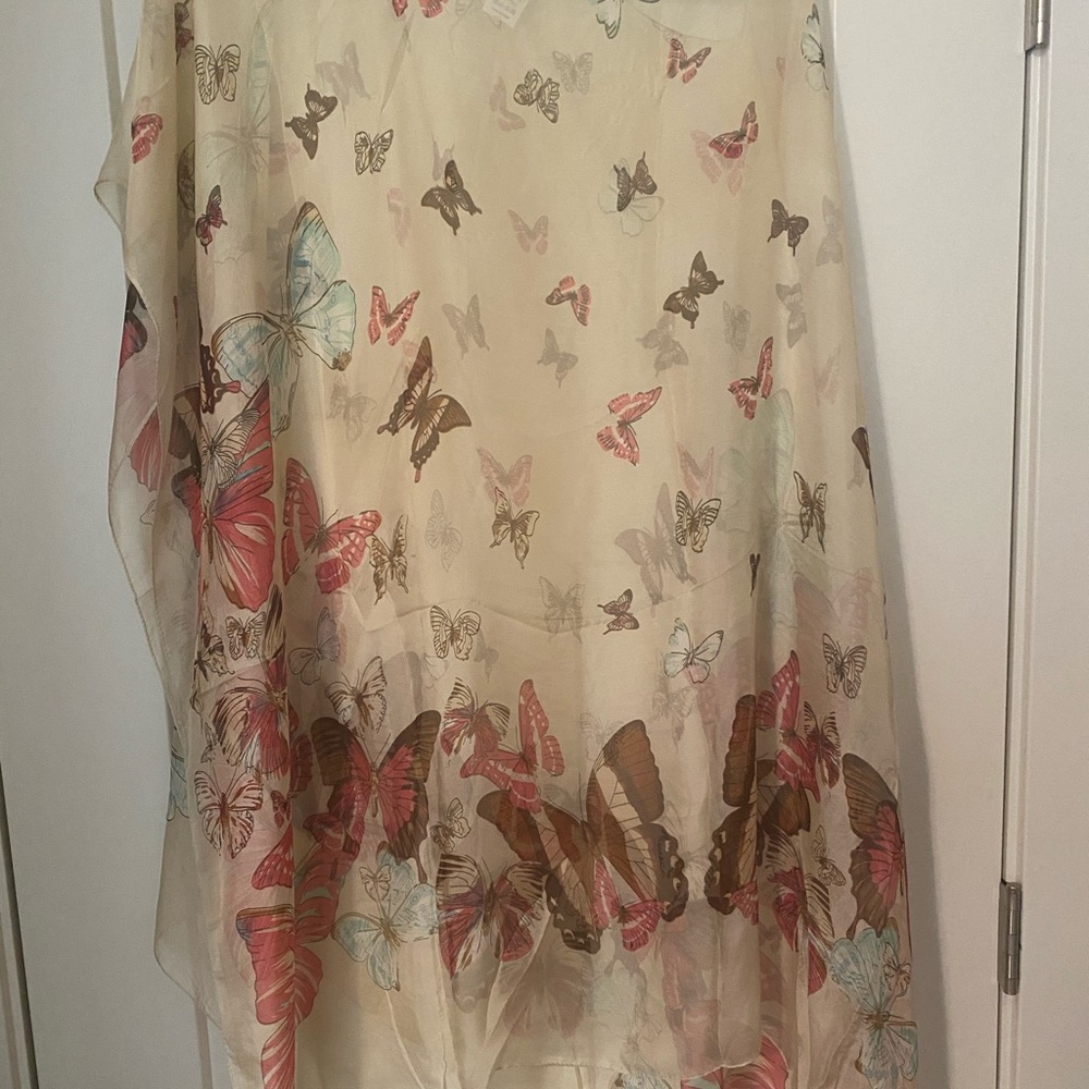 Lightweight pool coverup